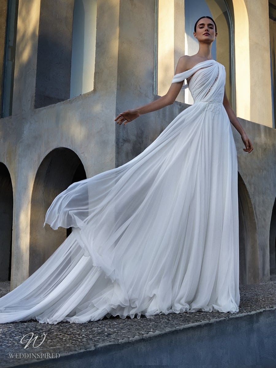 Best short bridesmaid dresses 2021: ASOS, Coast & more petite styles |  HELLO!