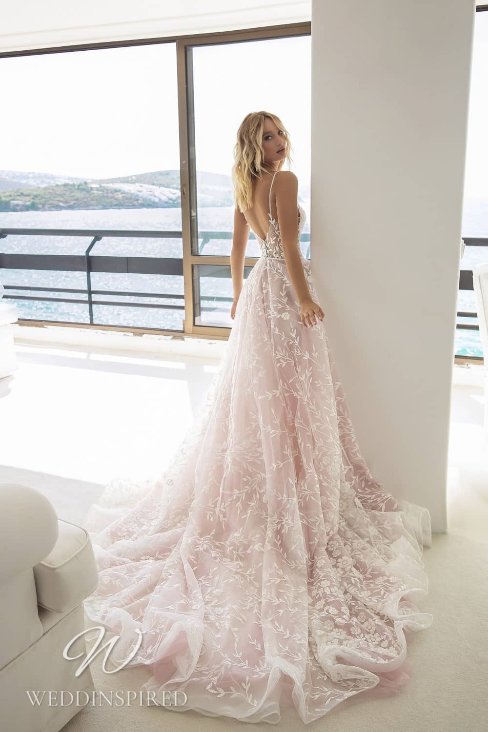 How long a wedding dress should be - Tina Valerdi